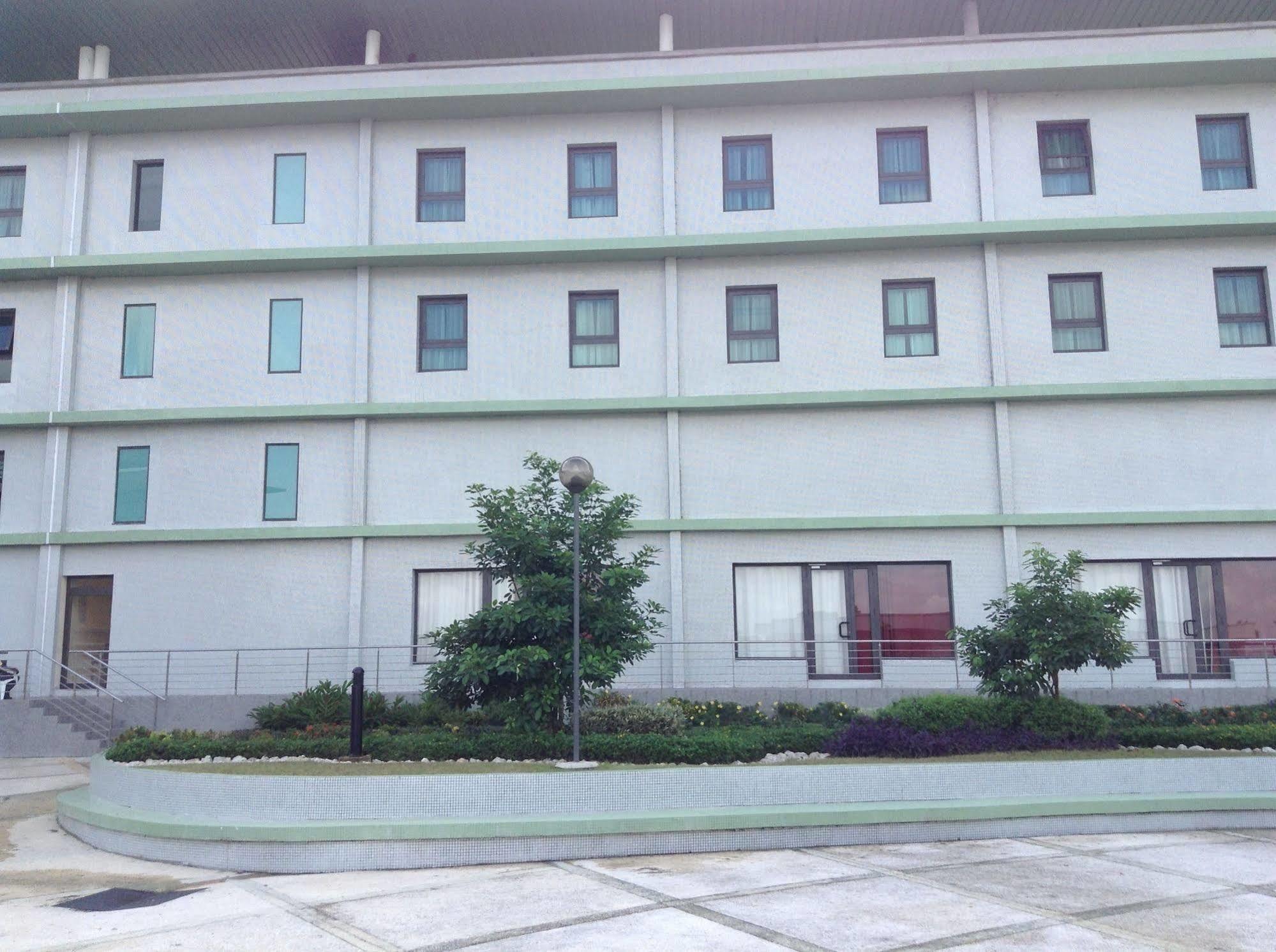 Palm Club Hotel アビジャン エクステリア 写真