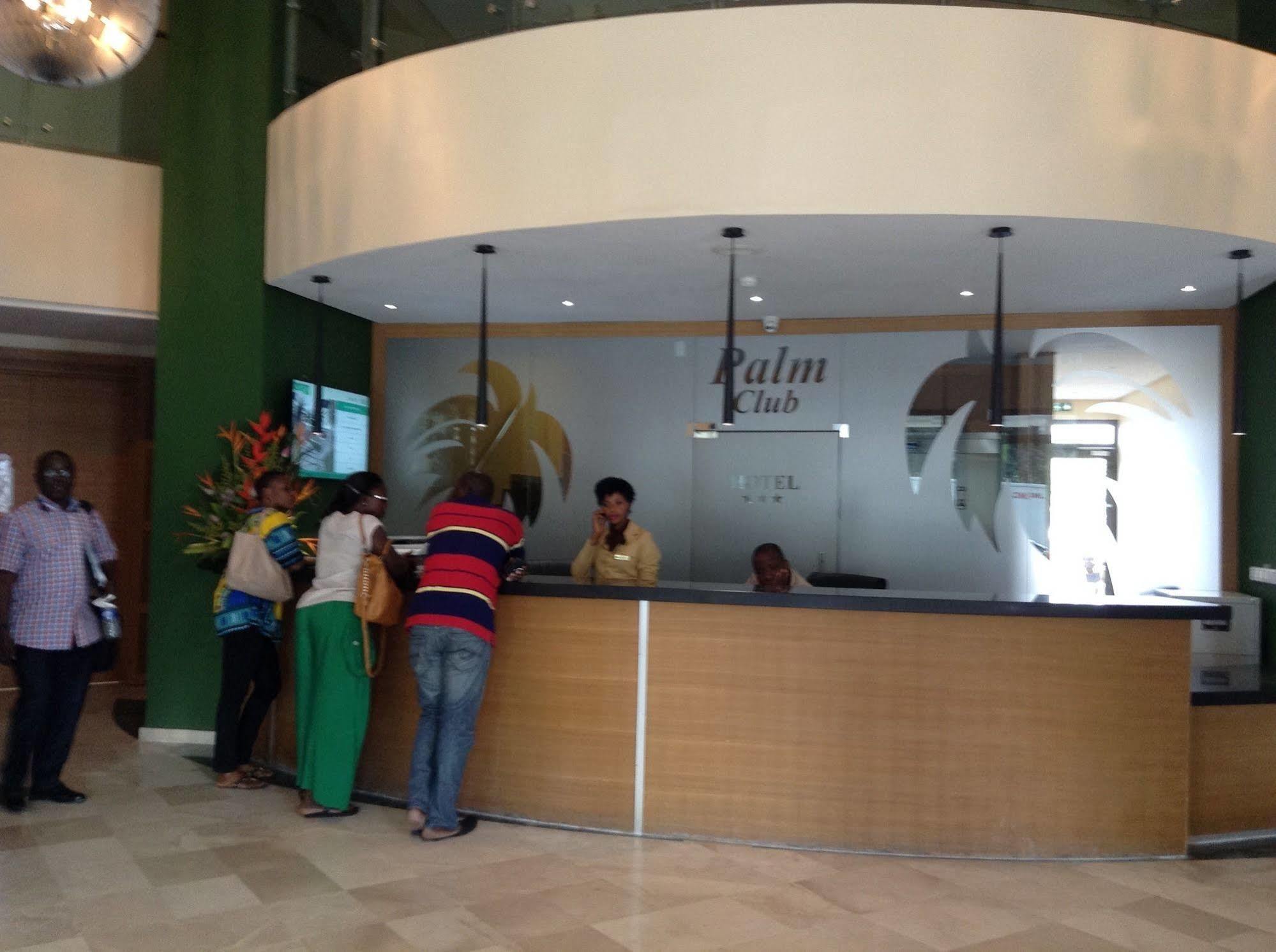 Palm Club Hotel アビジャン エクステリア 写真