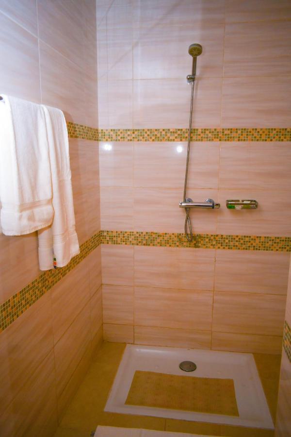 Palm Club Hotel アビジャン エクステリア 写真